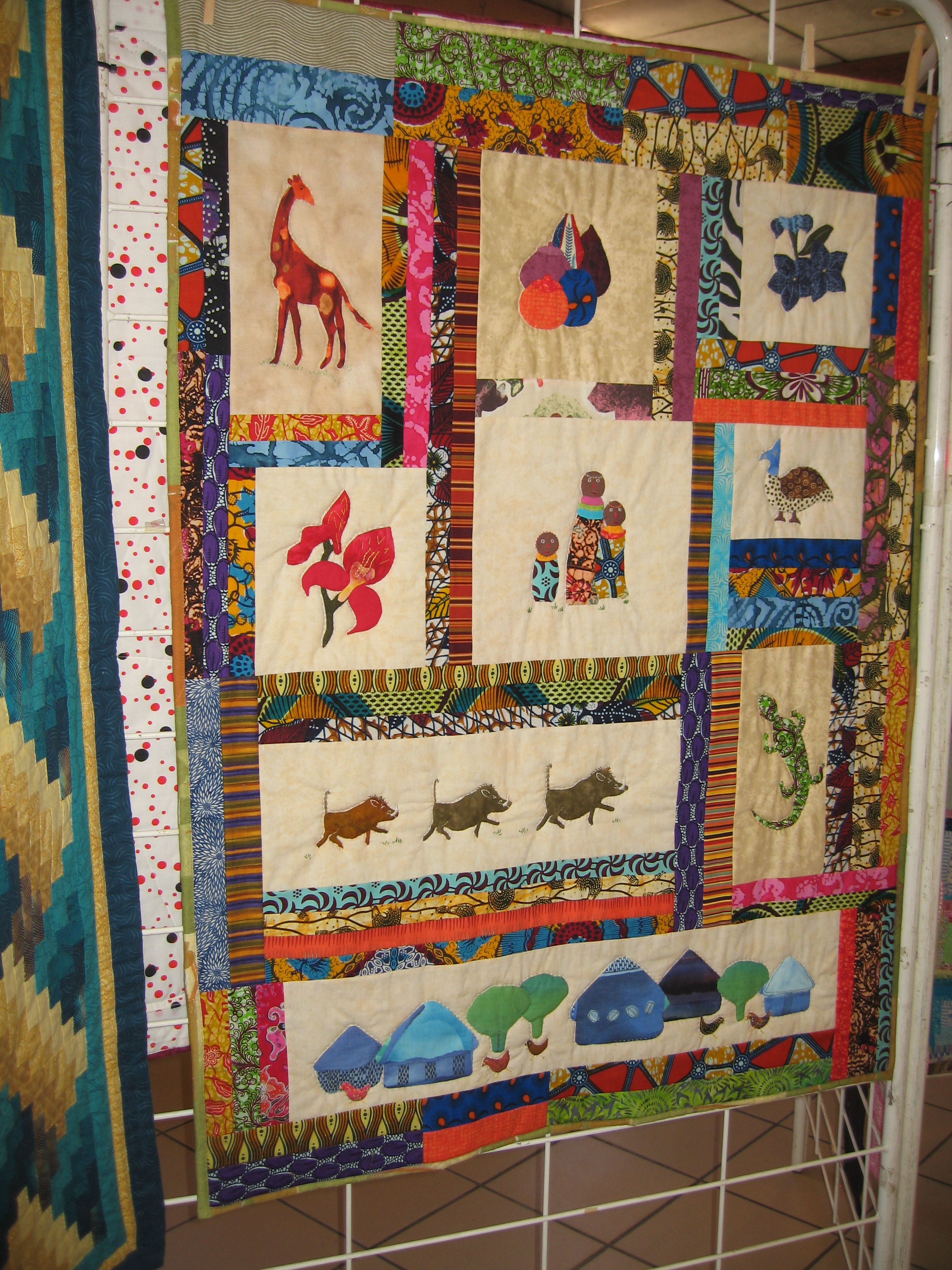 ESPOSITION PEINTURE PATCHWORK 024.JPG